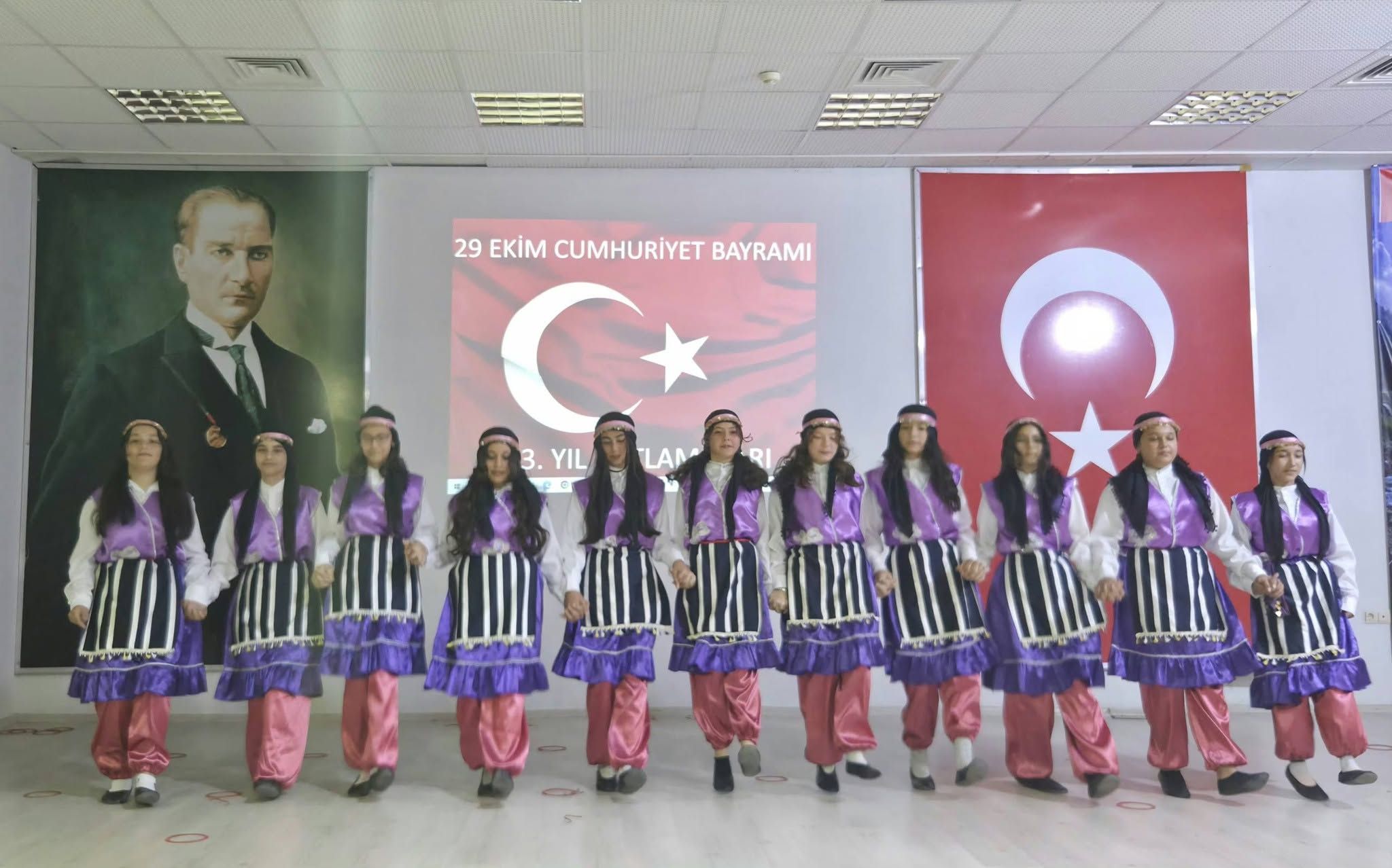 Sumbas’ta Cumhuriyet’in 103. Yılı Coşkuyla Kutlandı (8)