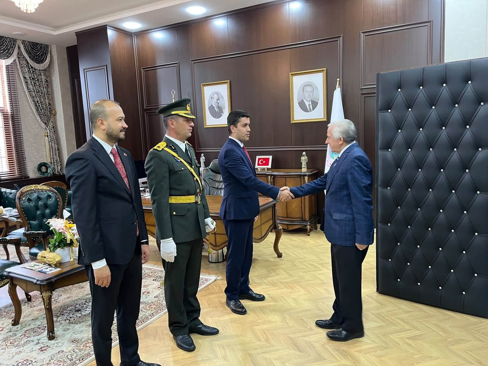 Toprakkale'de Cumhuriyet Bayramı Tebrikleri Kabul Edildi5