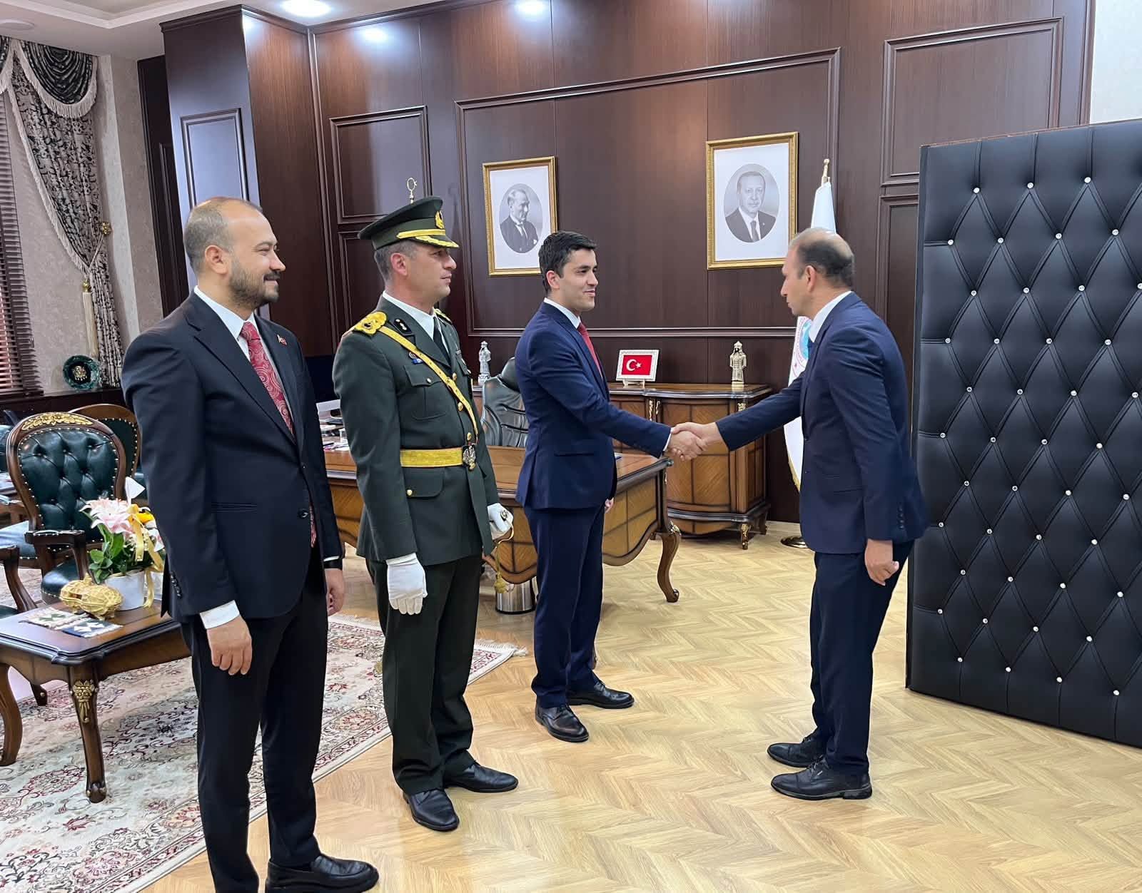 Toprakkale'de Cumhuriyet Bayramı Tebrikleri Kabul Edildi6