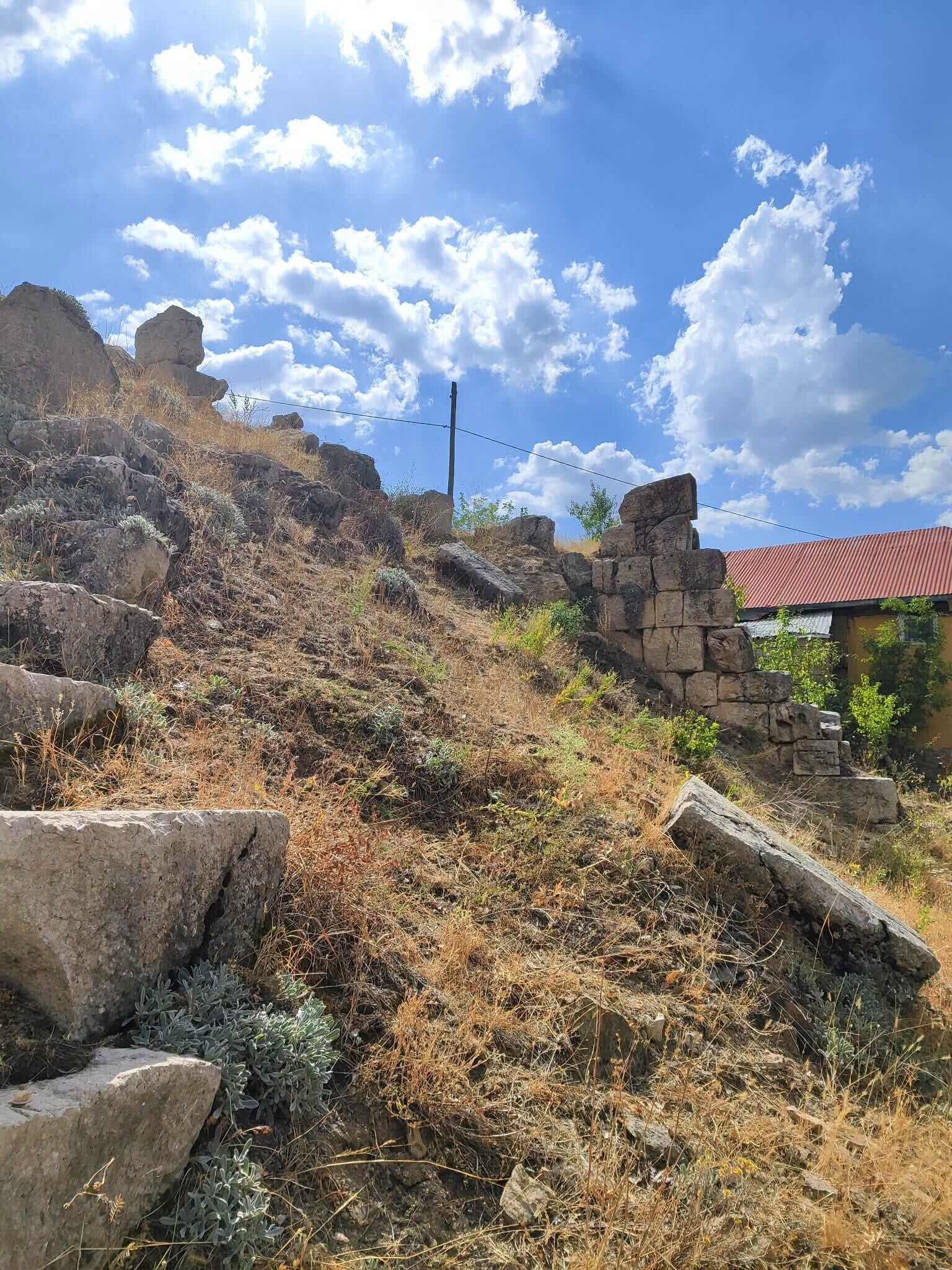 Tufanbeyli’de Tarihin İzleri Şar Antik Kenti (2)