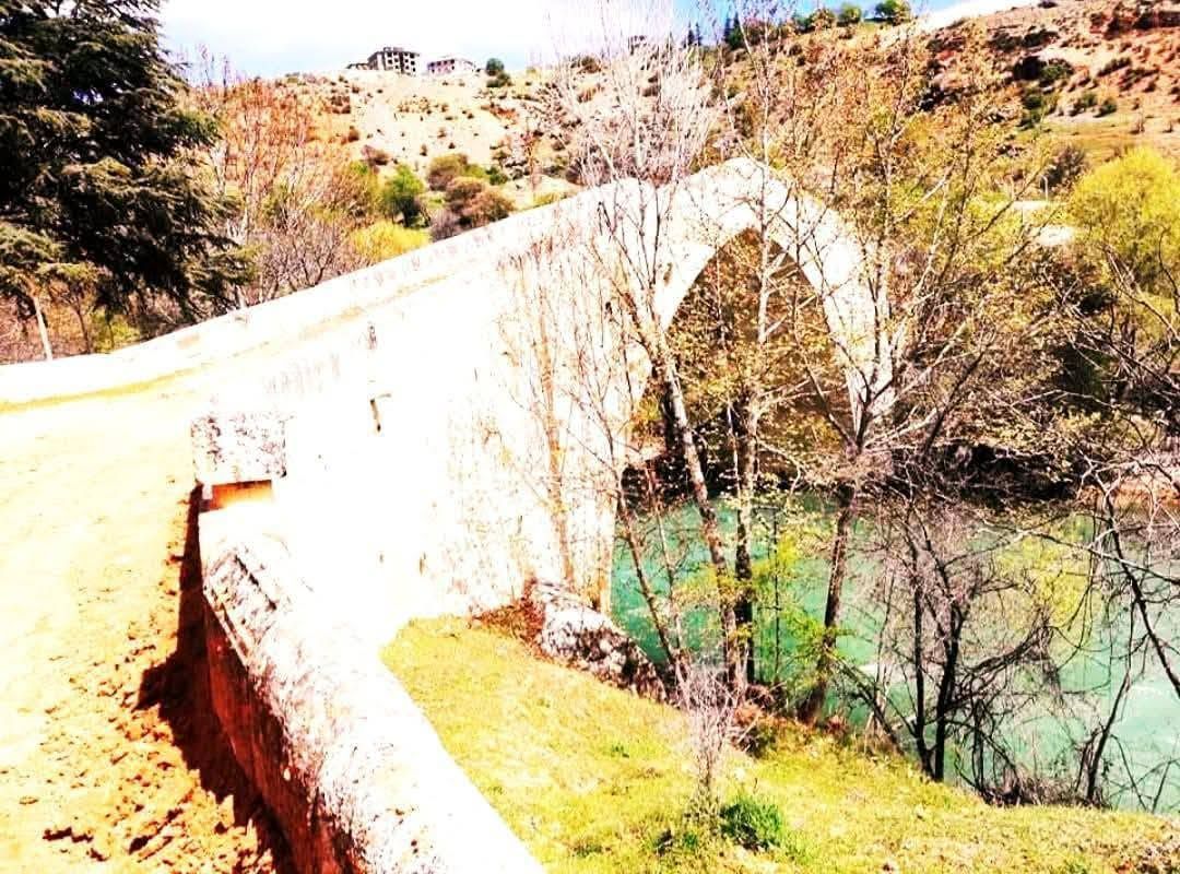 Tunceli’de 219 Yıllık Tağar Köprüsü Zamana Meydan Okuyor2