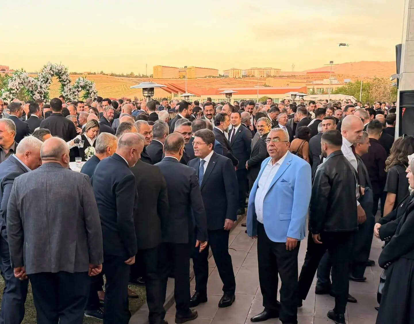 Vali Serdengeçti’nin Kızının Düğününde Osmaniye Zirvesi2