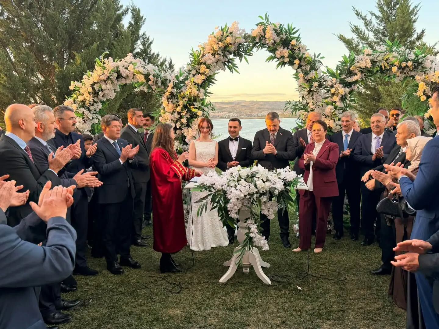 Vali Serdengeçti’nin Kızının Düğününde Osmaniye Zirvesi5