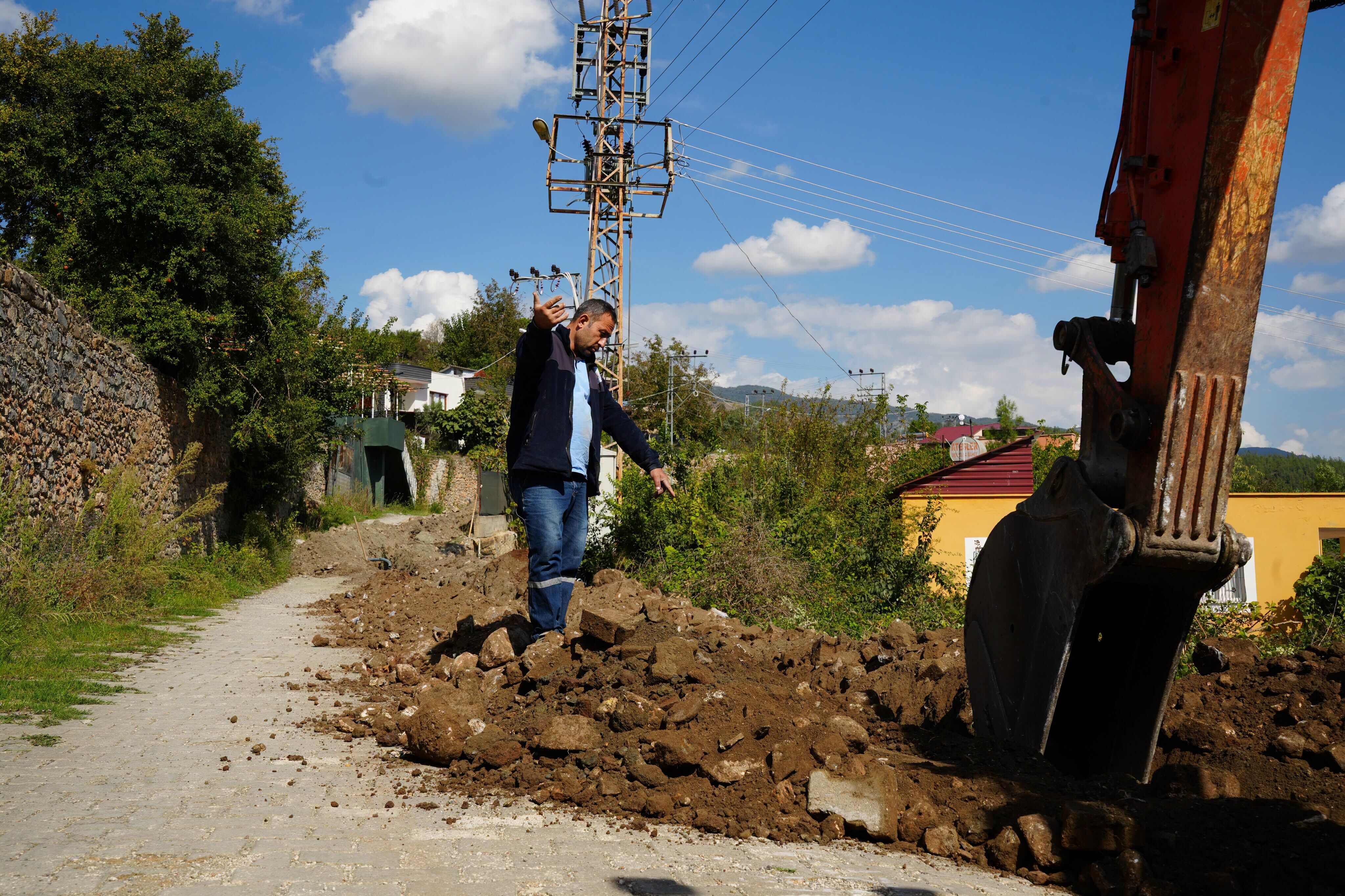 Vbahçe Çamlıca Mahallesi’nde İçme Suyu Çalışmaları Başladı4
