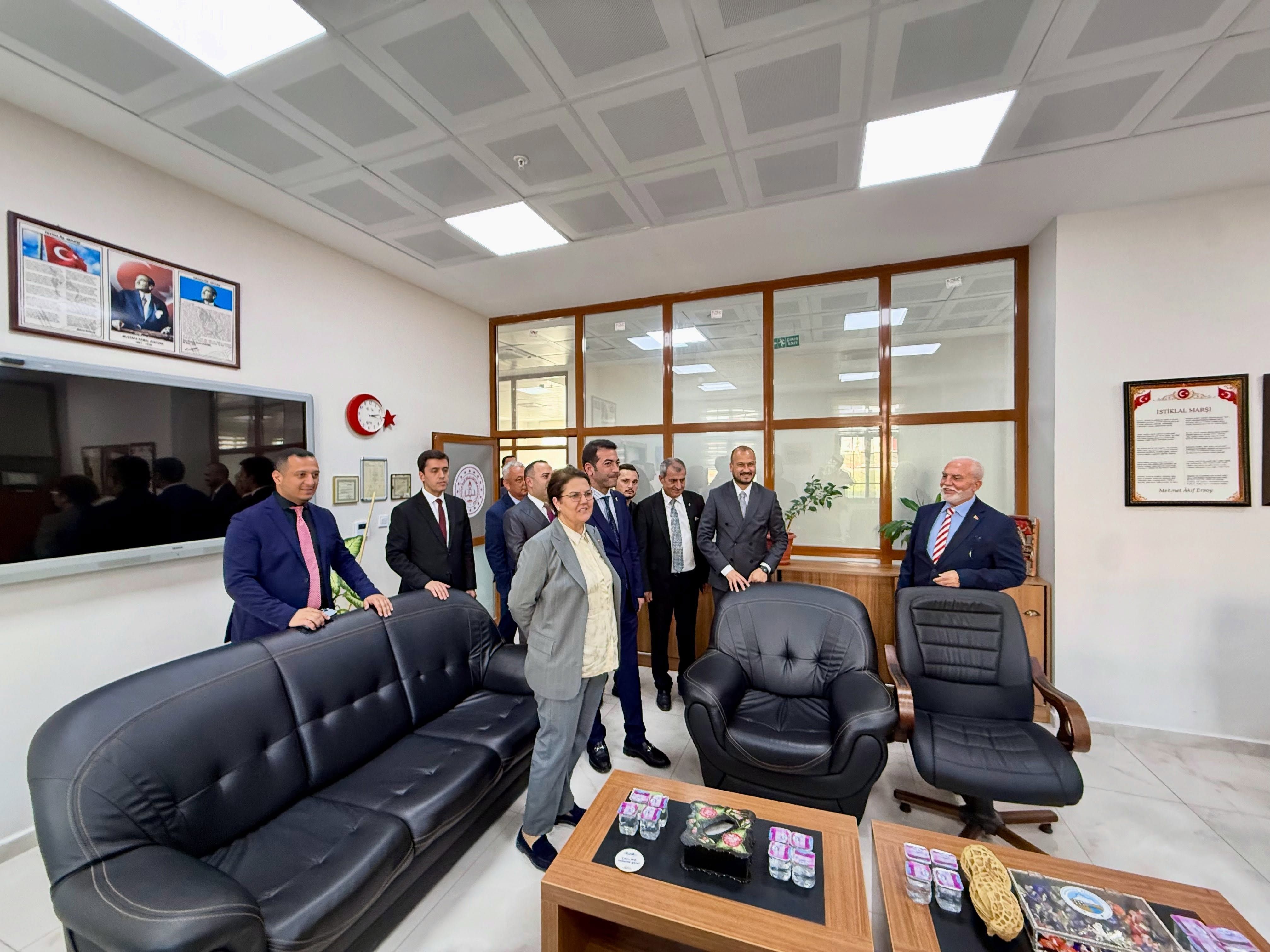 Yanık Ve Ak Parti Heyetinden Toprakkale'ye Ziyaret4