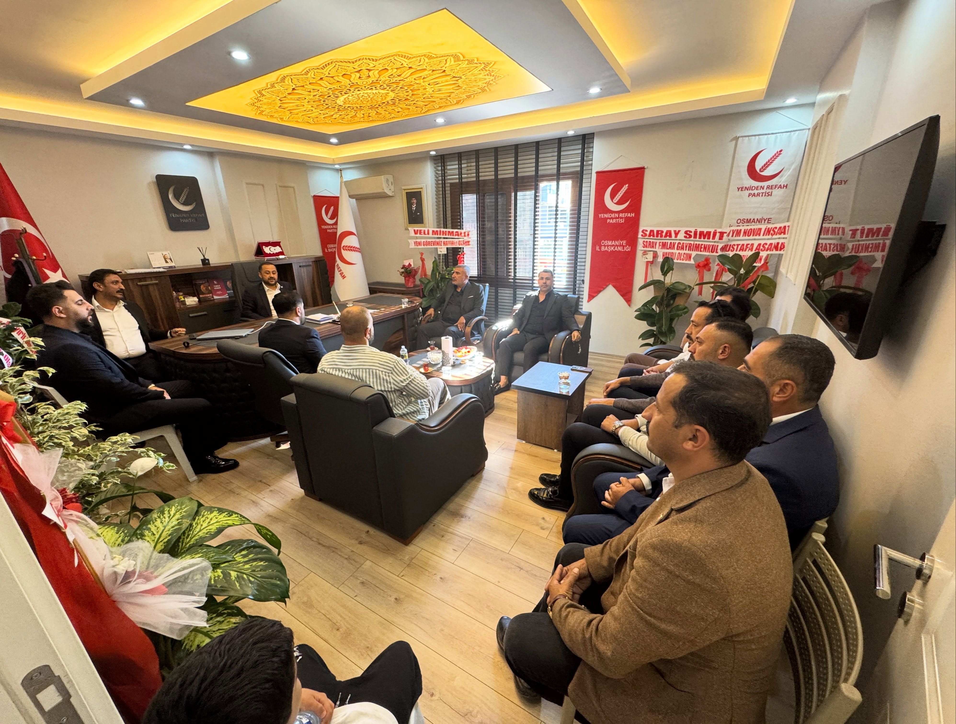 Yeniden Refah Partisi Osmaniye'de Ülger Ailesine Rozet (2)