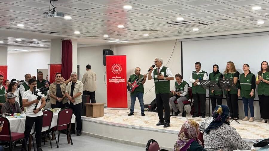Yeşilay’dan Osmaniye’de Dünya Yaşlılar Günü Buluşması (1)