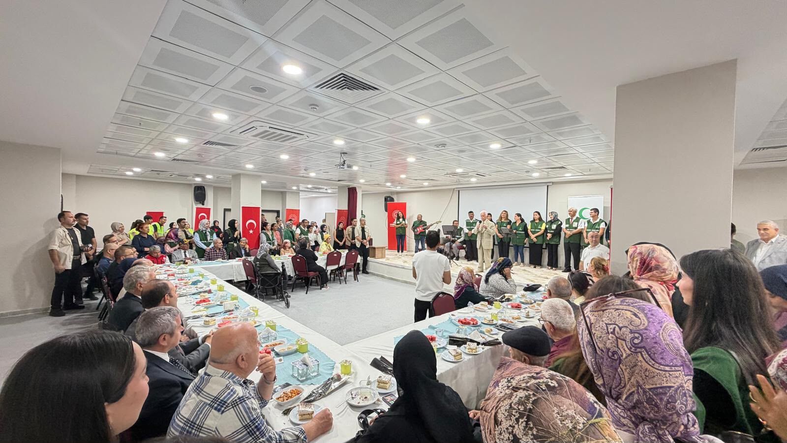 Yeşilay’dan Osmaniye’de Dünya Yaşlılar Günü Buluşması (3)